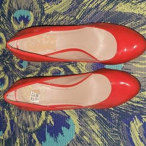 Vince Camuto patent red/orange 4 inch heels